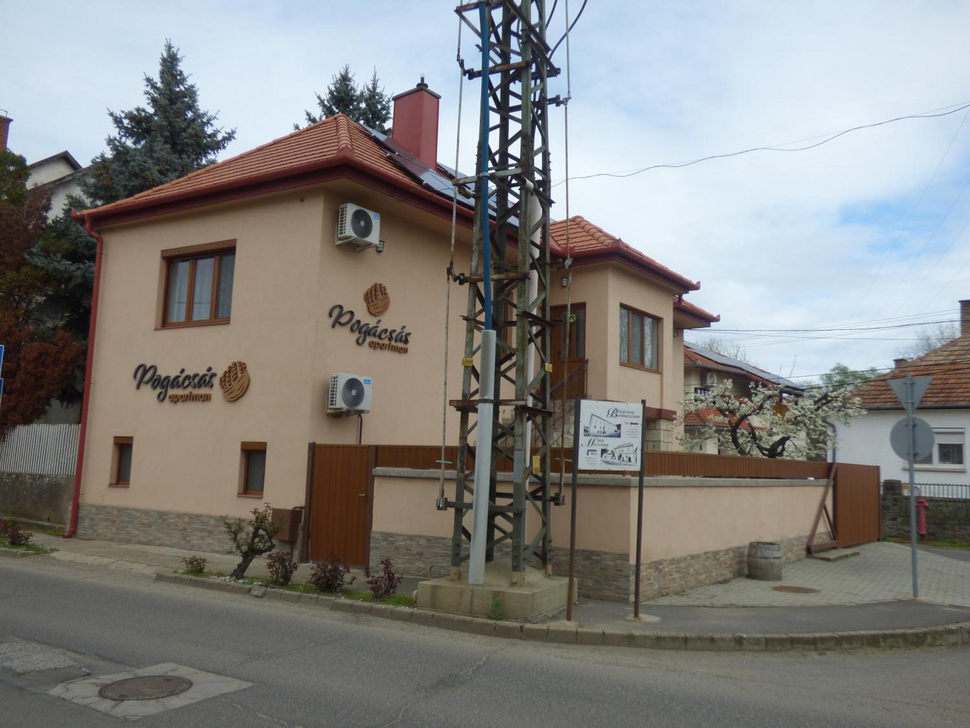 Apartament Pogacsas Apartman Tokaj Zewnętrze zdjęcie