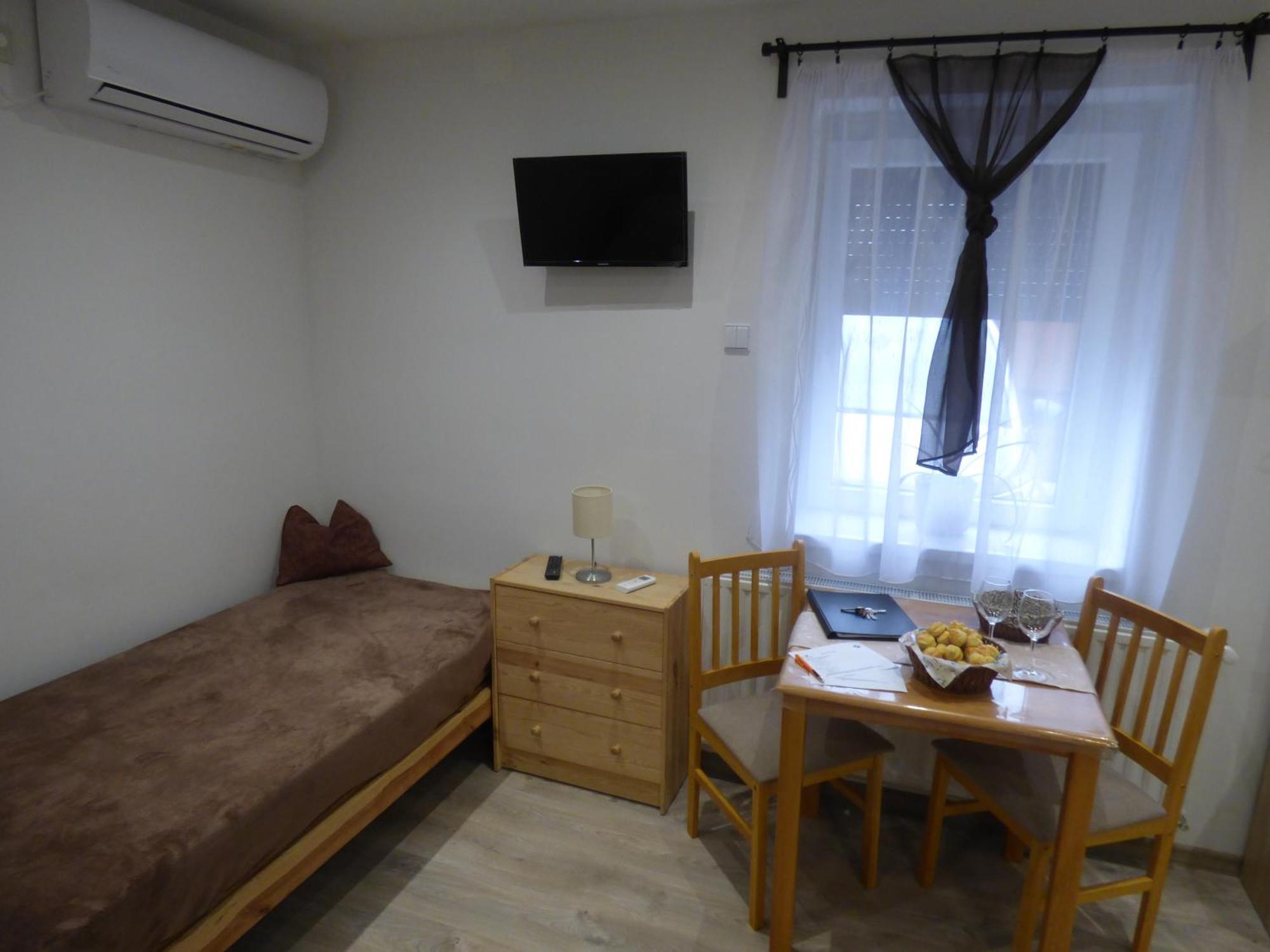 Apartament Pogacsas Apartman Tokaj Zewnętrze zdjęcie